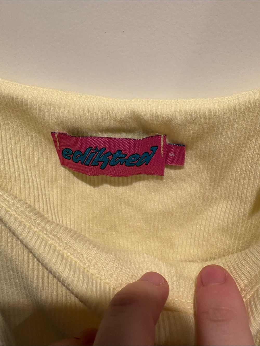 Edikted Lola Ribbed Tank Top - Picture 3 of 9
